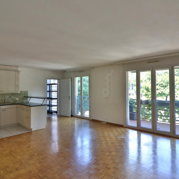 Flat for sale - Onex